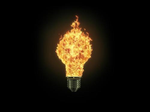 wallpaper_burning_lightbulb